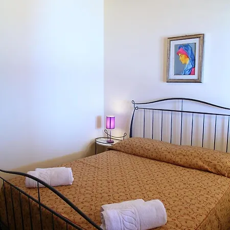 Ξενοδοχείο με διαμερίσματα Sikelios 4*