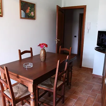 Ξενοδοχείο με διαμερίσματα Sikelios 4*
